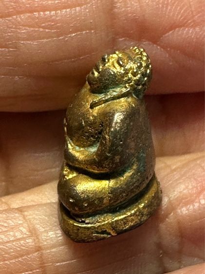 🙏พระปรกใบมะขามหลวงพ่อคูณ ปริสุทโธ วัดบ้านไร่ รุ่นเสาร์ 5 คูณพันล้าน เนื้อเงิน🙏รูปหล่อพระสังขจาย กะหลั่ยทอง ก้นจารไม่ทราบที่ องค์ละ1000 รูปที่ 11