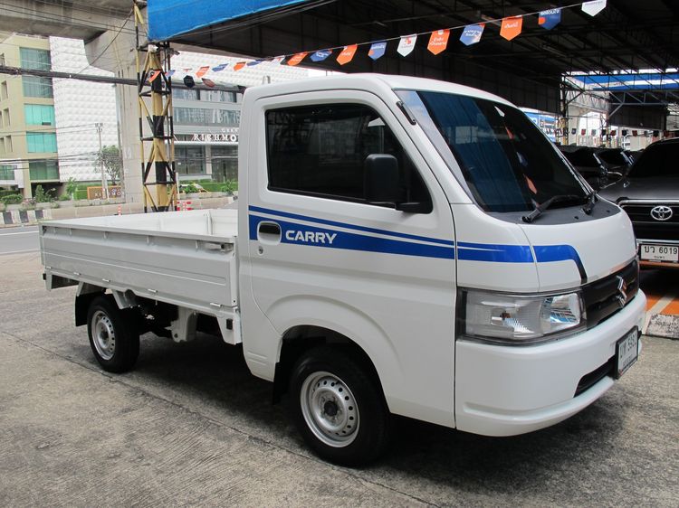Suzuki Carry 2023 1.5 Pickup เบนซิน ไม่ติดแก๊ส เกียร์ธรรมดา ขาว รูปที่ 2