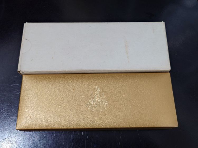 เหรียญพระพุทธปัญจภาคี เนื้อเงิน พิมพ์ใหญ่ ที่ระลึกพระราชพิธีกาญจนาภิเษก ในหลวงรัชกาลที่9 ปี พ.ศ.2539 พร้อมกล่อง ครบชุด 5 เหรียญ  รูปที่ 6