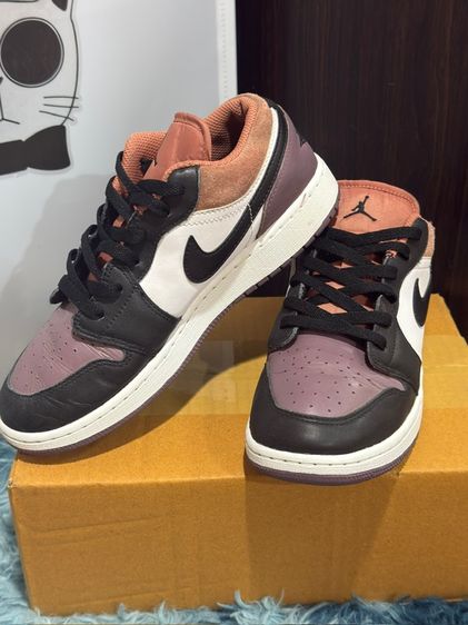 รองเท้าผ้าใบ ขาว อื่นๆ UK 5.5 | EU 38 2/3 | US 7 Nike รองเท้า