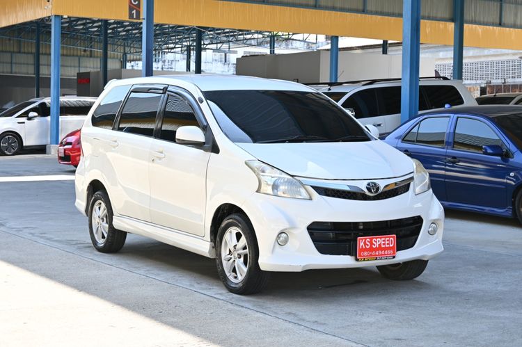 Toyota Avanza 2014 1.5 S Utility-car เบนซิน ไม่ติดแก๊ส เกียร์อัตโนมัติ ขาว รูปที่ 2