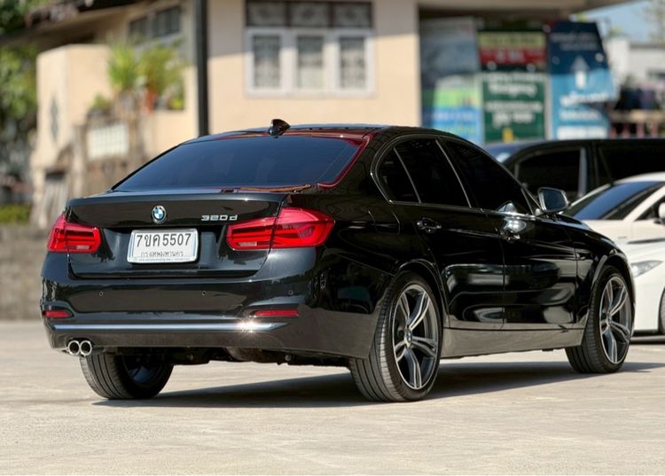 BMW Series 3 2016 320d Sedan ดีเซล ไม่ติดแก๊ส เกียร์อัตโนมัติ ดำ รูปที่ 4