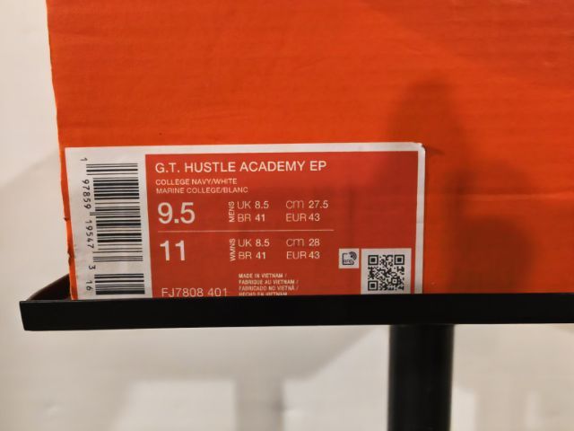 Nike G.T. Hustle Academy EP ไซส์ US 9.5  EU 43 ใหม่ป้ายยังอยู่ รูปที่ 5