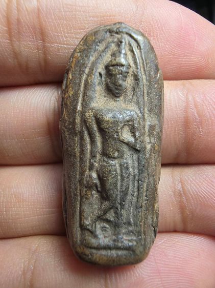 พระลีลาเม็ดขนุน AA005