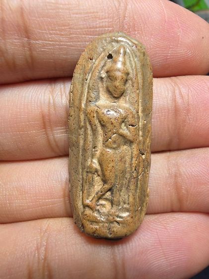 พระลีลาเม็ดขนุน AA007