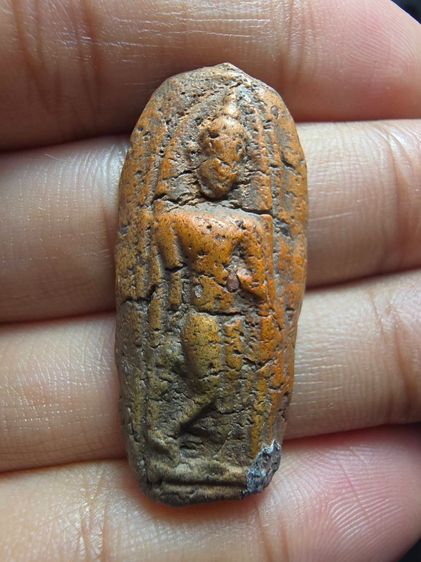 พระลีลาเม็ดขนุน AA011