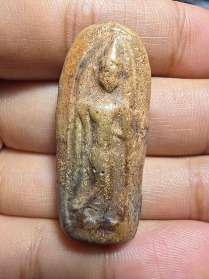 พระลีลาเม็ดขนุน AA015