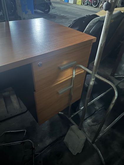 โต๊ะทำงาน รูปที่ 2