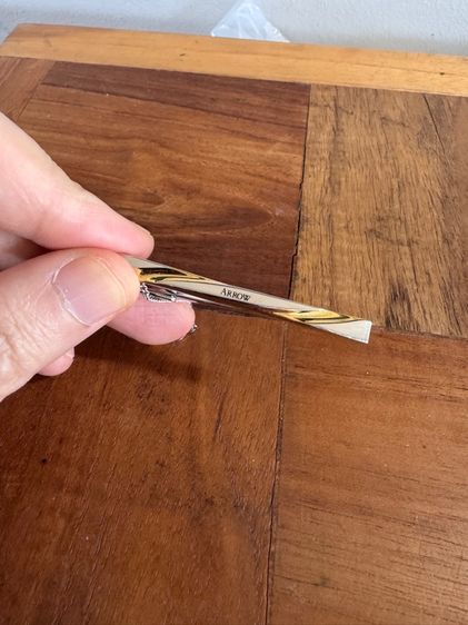 ตัวหนีบเน็คไท รูปที่ 2