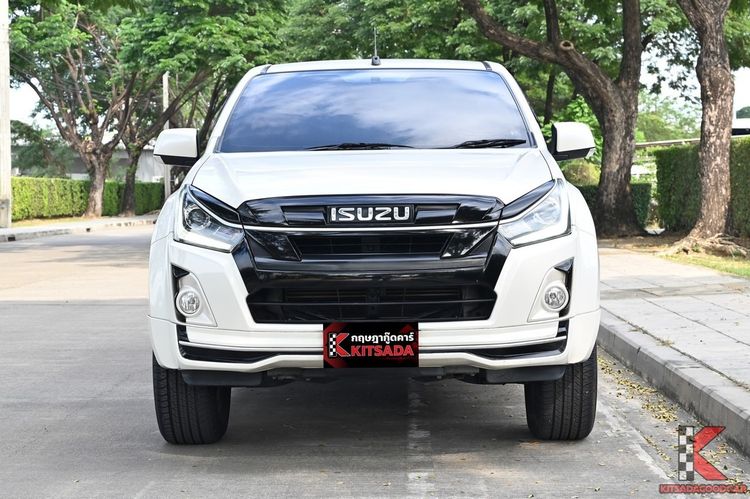 Isuzu D-MAX 2019 1.9 Hi-Lander Stealth Z Pickup ดีเซล ไม่ติดแก๊ส เกียร์ธรรมดา ขาว รูปที่ 2