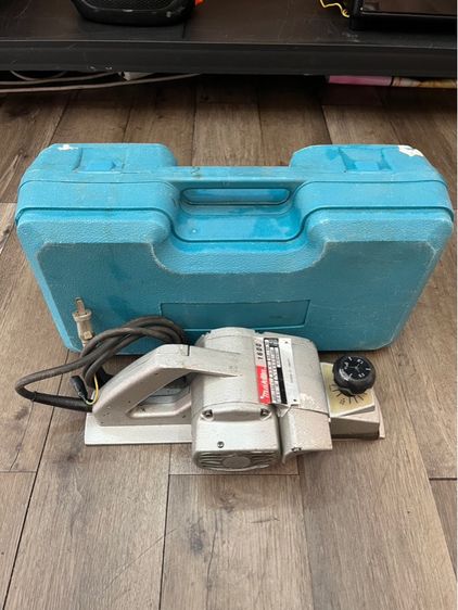 กบไสไม้ไฟฟ้า MAKITA รุ่น1600