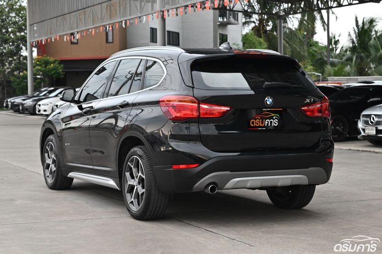 BMW X1 2017 1.5 sDrive18i xLine Utility-car เบนซิน ไม่ติดแก๊ส เกียร์อัตโนมัติ ดำ รูปที่ 3
