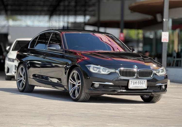 BMW Series 3 2016 320d Sedan ดีเซล ไม่ติดแก๊ส เกียร์อัตโนมัติ ดำ รูปที่ 3
