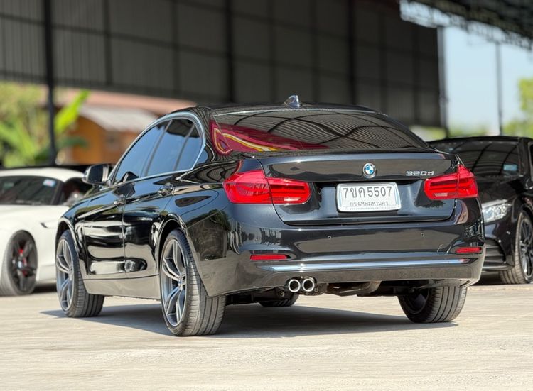 BMW Series 3 2016 320d Sedan ดีเซล ไม่ติดแก๊ส เกียร์อัตโนมัติ ดำ รูปที่ 4
