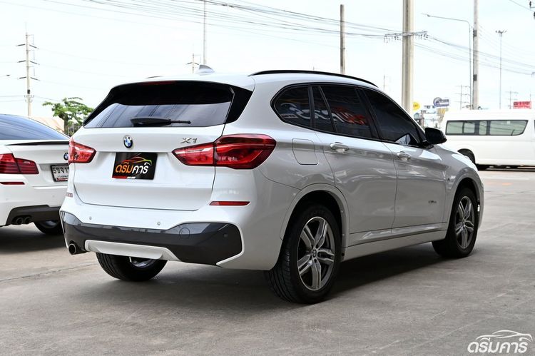 BMW X1 2018 2.0 sDrive18d M Sport Utility-car ดีเซล ไม่ติดแก๊ส เกียร์อัตโนมัติ ขาว รูปที่ 3