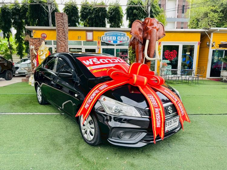 Suzuki Ciaz 2021 1.2 GL Sedan เบนซิน ไม่ติดแก๊ส เกียร์ธรรมดา ดำ รูปที่ 2