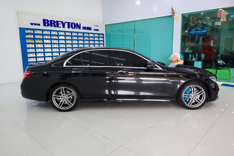Mercedes-Benz E-Class 2017 E350 AMG Sedan ปลั๊กอินไฮบริด (PHEV) ไม่ติดแก๊ส เกียร์อัตโนมัติ ดำ รูปที่ 4