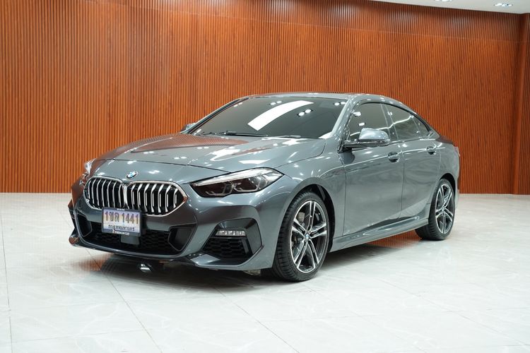 BMW Series 2 2021 220i Sedan เบนซิน เกียร์อัตโนมัติ เทา รูปที่ 3