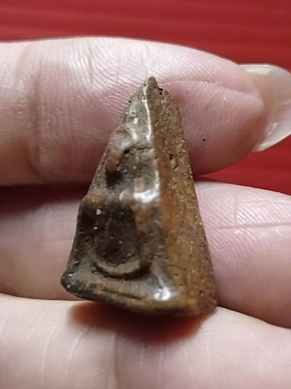 พระนางพญา เก่าเก็บ รูปที่ 6