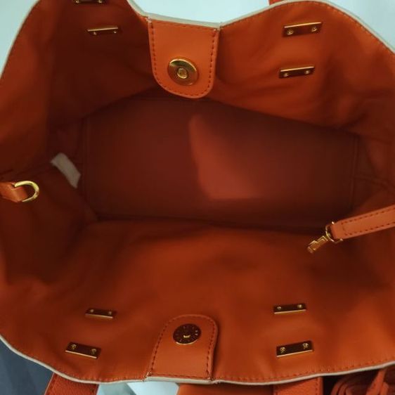 กระเป๋า CHARLES KEITH มือสองขายตามสภาพกรุณาอ่านรายระเอียดของคนรับได้กับของมือสอง รูปที่ 9