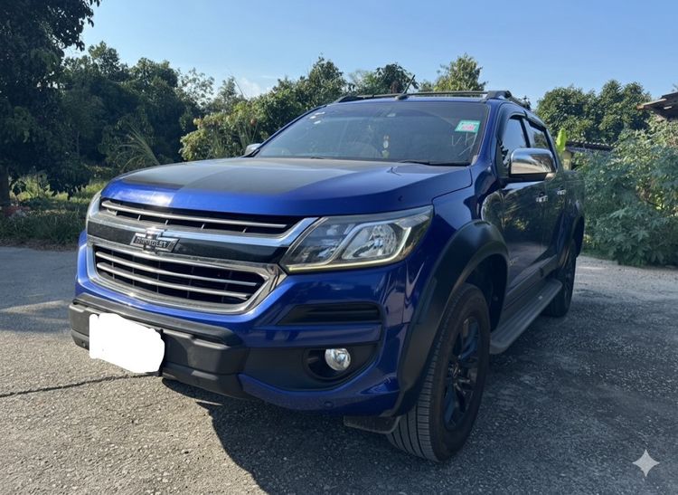 รถ Chevrolet Colorado 2.5 High Country สี น้ำเงิน