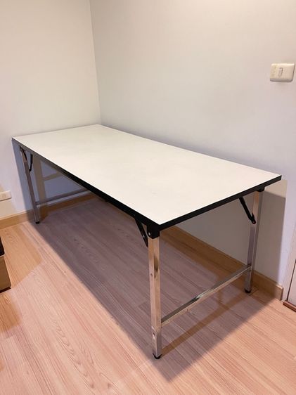 โต๊ะหน้าขาว ใหญ่สุด 