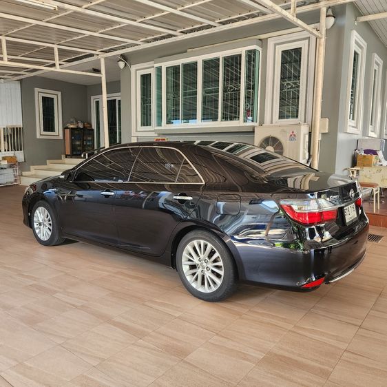 Toyota Camry 2015 2.4 Hybrid Sedan ไฮบริด เกียร์อัตโนมัติ ดำ รูปที่ 2