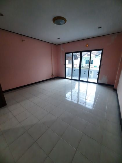 ไม่มี สร้างเสร็จก่อน 2010 บ้านมือสอง หมู่บ้านศรัญญา พระราม 2 รูปที่ 4