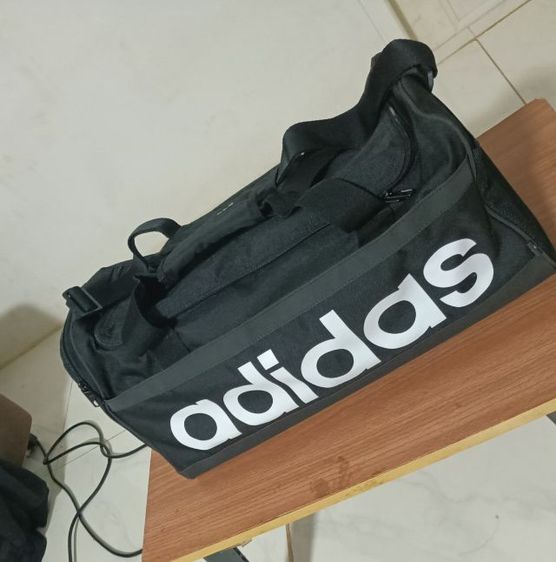 ส่งต่อกระเป๋าดัฟเฟิล Adidas Essentials Linear 