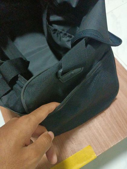 ส่งต่อกระเป๋าดัฟเฟิล Adidas Essentials Linear  รูปที่ 8