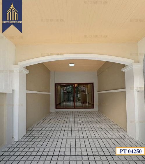 ขาย ม.มนวดีพาร์ค บางรักพัฒนา บางบัวทอง ตกแต่งใหม่ทั้่งหลัง แถมเฟอร์ฯ รูปที่ 2