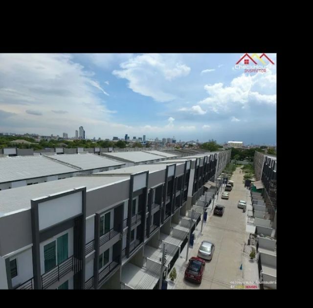 ขายบ้านทาวเฮ้า3ชั้นหลังมุม 3นอน3น้ำพื้รที่22ครว. ทบ.กลางเทืองาวนหลวง ร9