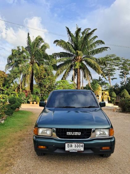 รถ Isuzu Cameo 2.5 สี เขียว