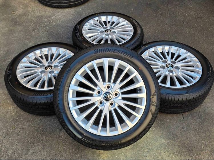 ล้อ All New Camry ขอบ17” พร้อมยางปริสโตน ปี25 รูปที่ 2