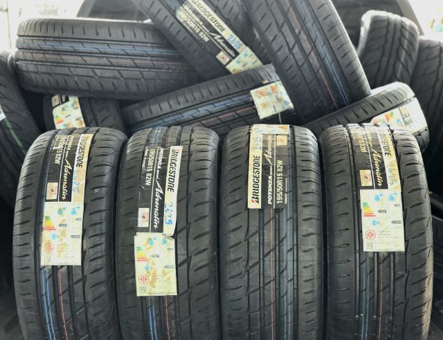 ยางใหม่ Bridgestone Re004 195 50 15 ปี25 รูปที่ 4