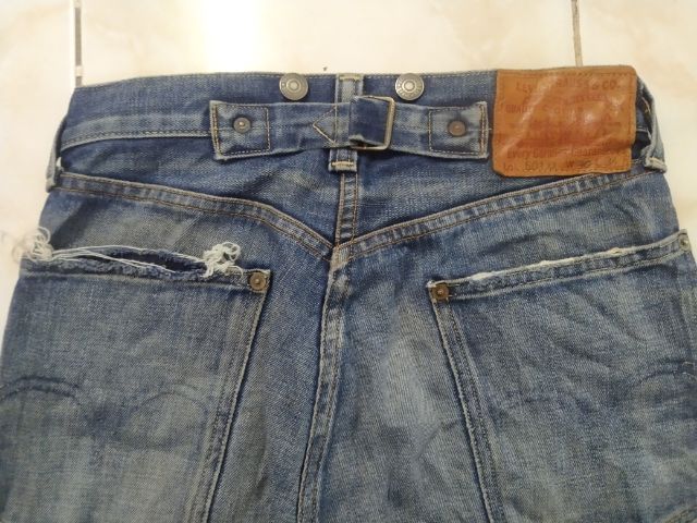 กางเกงยีนส์ ลีวายส์ 501xxx ริมแดง เอว 27 นิ้ว รูปที่ 4
