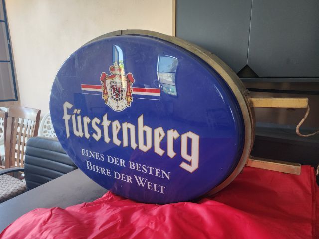 ป้ายไฟเบียร์เยอรมัน