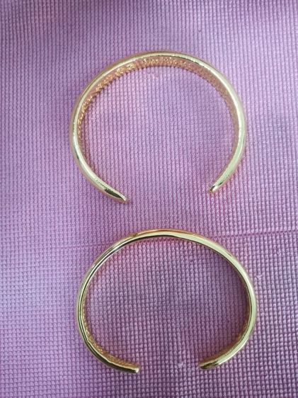 กำไลข้อมือ ลพ.เพี้ยน