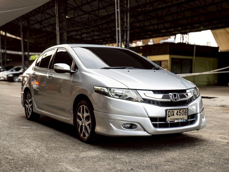 🔥 รถสวยราคาแสนกลาง City 2015 SV ตัวท็อป สภาพนางฟ้า หล่อจบในคันเดียว ประหยัด ทนทาน ไม่จุกจิก ✅ ราคาเพียง 158,000.- 