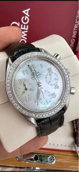 Omega Speedmaster reduced With Diamonds and mother of pearl