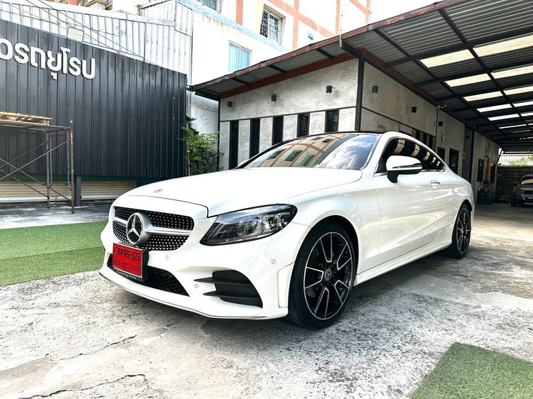 รถ Mercedes-Benz C-Class C200 สี ขาว