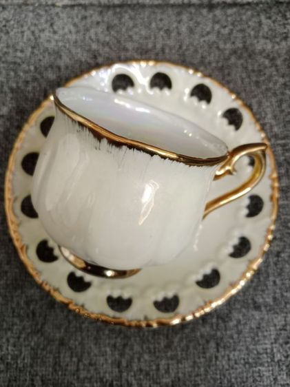 ถ้วยกาแฟ ชา พร้อมจานรอย ลายฉลุขอบทอง