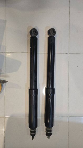 ขายโช็คMU-X     แท้ถอดใช้ไม่ถึงปี สนใจมาดูก่อนได้คับ