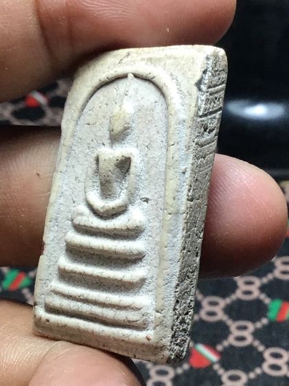 สมเด็จเก่าลายนิ้วมือ รูปที่ 3