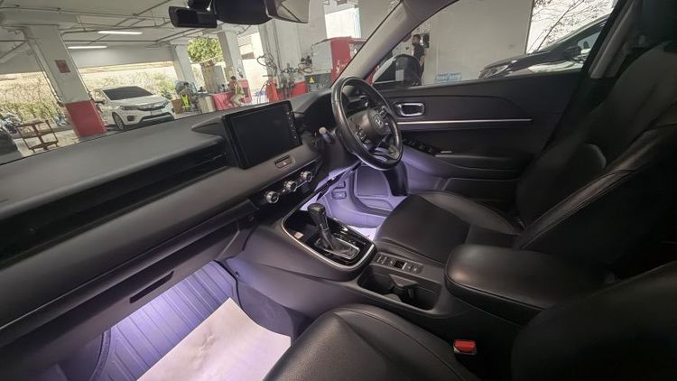 Honda HR-V 2022 1.5 EL e:HEV Sedan ไฮบริด ไม่ติดแก๊ส เกียร์อัตโนมัติ ขาว รูปที่ 4