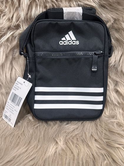 ไม่ระบุ ดำ โพลีเอสเตอร์ Adidas กระเป๋าสะพายข้าง