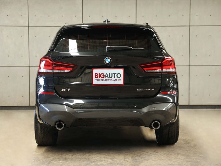 BMW X1 2022 2.0 sDrive20d M Sport Utility-car ดีเซล ไม่ติดแก๊ส เกียร์อัตโนมัติ ดำ รูปที่ 4