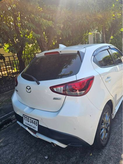Mazda Mazda 2 2019 1.3 High Plus Utility-car เบนซิน ไม่ติดแก๊ส เกียร์อัตโนมัติ ขาว รูปที่ 4