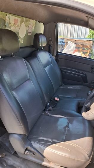 Isuzu D-MAX 2010 2.5 S Pickup ดีเซล ไม่ติดแก๊ส เกียร์ธรรมดา ขาว รูปที่ 4