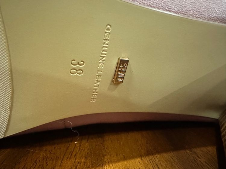 SHU รองเท้าคัทชู หนังแท้ รูปที่ 9